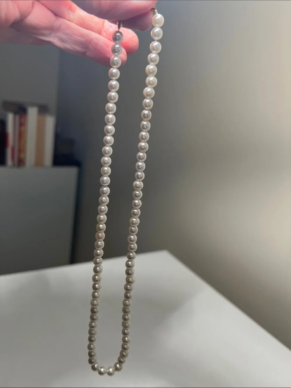 Lustrous White Faux Pearl Necklace - Vintage
